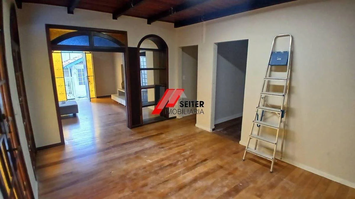 4-bedroom house with a home office in Florianópolis — photo 3