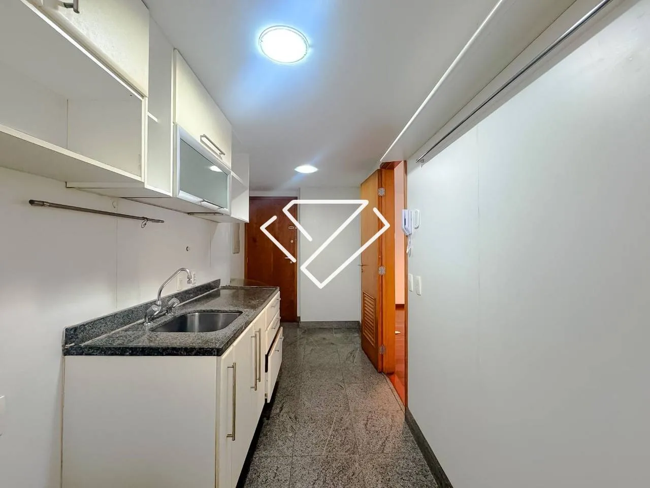 Ванна та 3 спальні: квартира 101 м² — photo 10