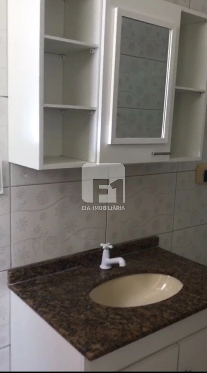 Apartment, 52 m², with wood or laminate floors — photo 22