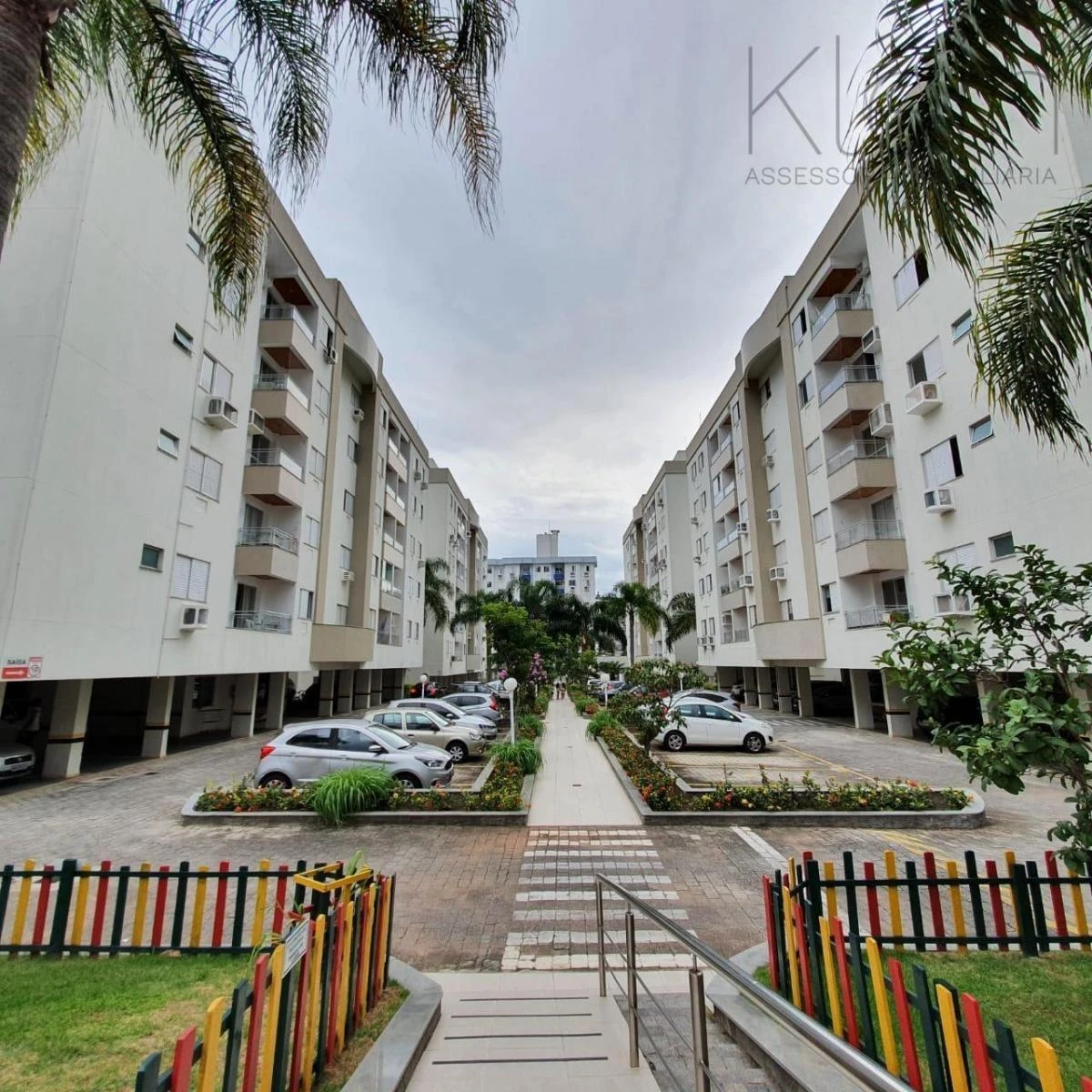 Glass-enclosed balcony in a 3-bedroom apartment, 75 m² — photo 11