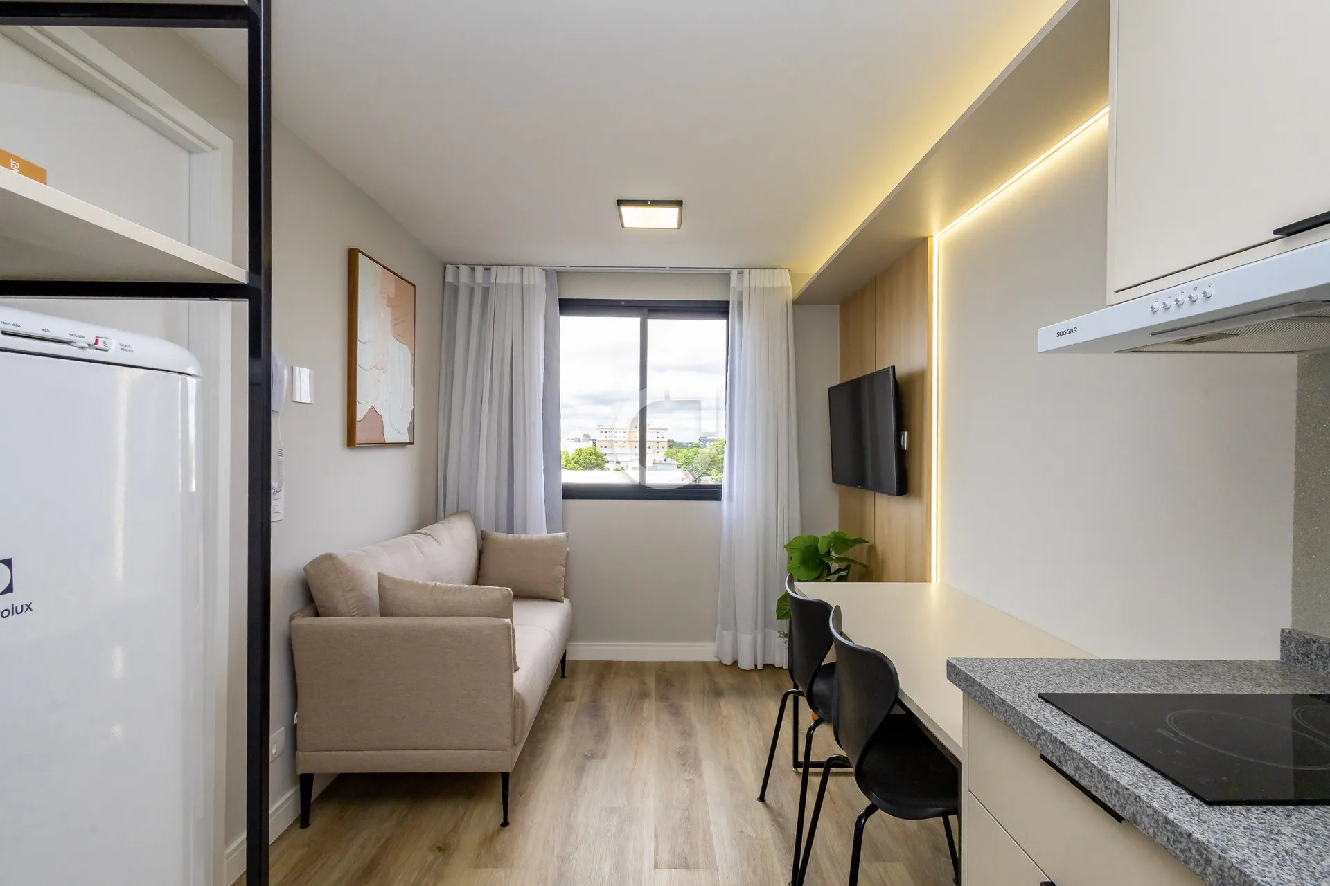Квартира с 1 спальней и собственной ванной, кухня открыта 40 м²