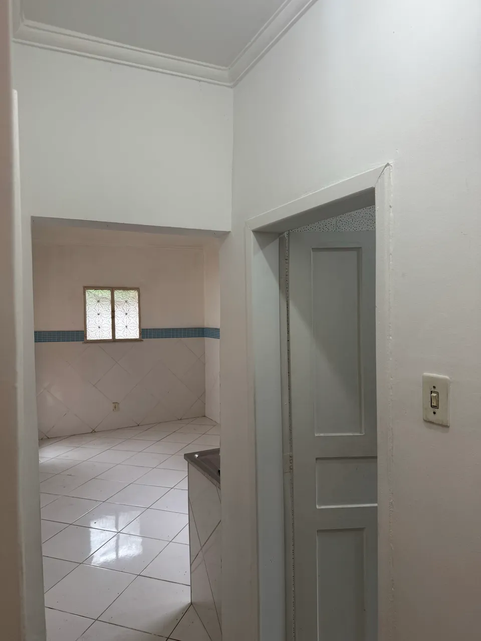Casa com cozinha separada e fogão — photo 10
