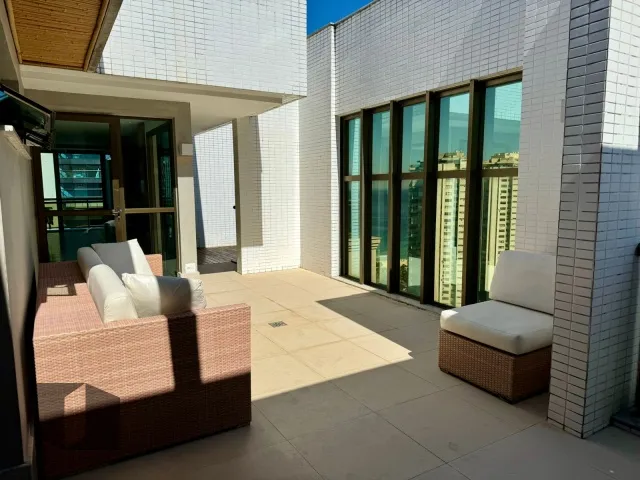 Furnished penthouse apartment with 5 bedrooms and 5 baths — photo 61