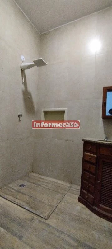 Casa independiente de 500 m² con 4 dormitorios y 1 suite — photo 24