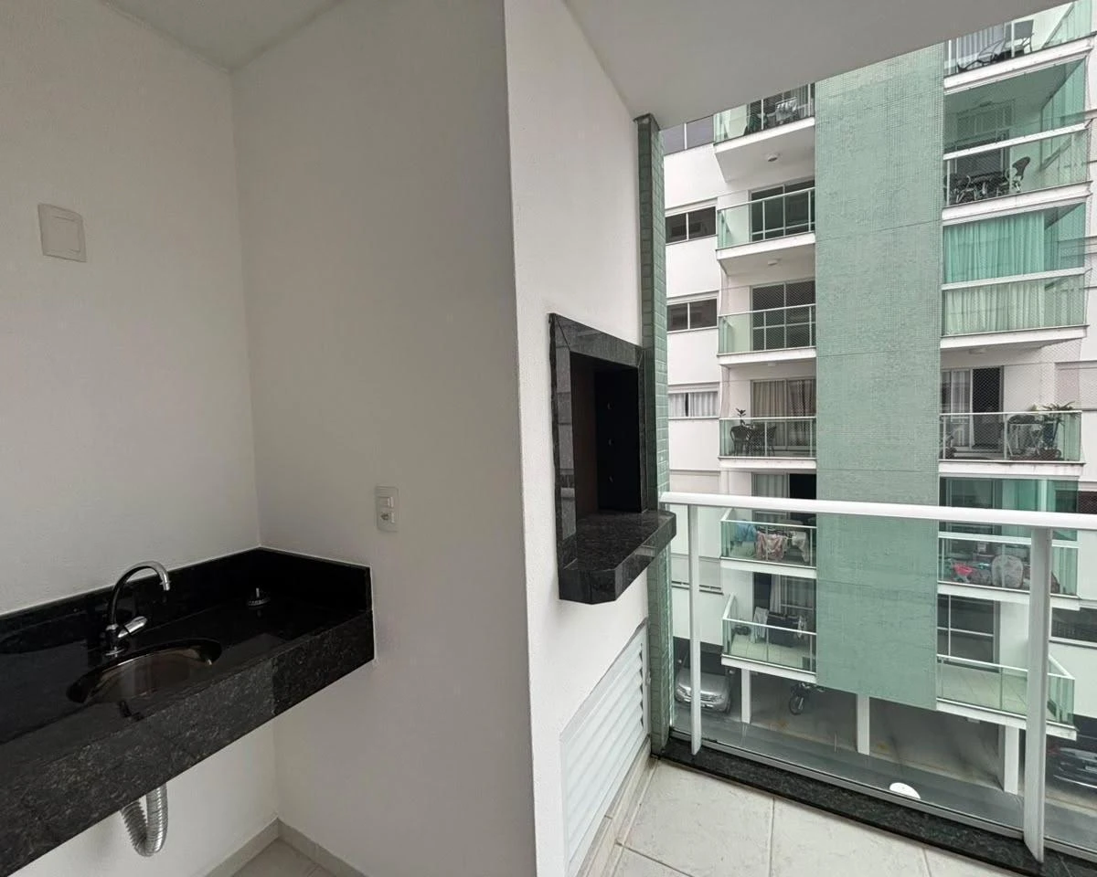 Apartment, 96 m², with a grill on the balcony — photo 14
