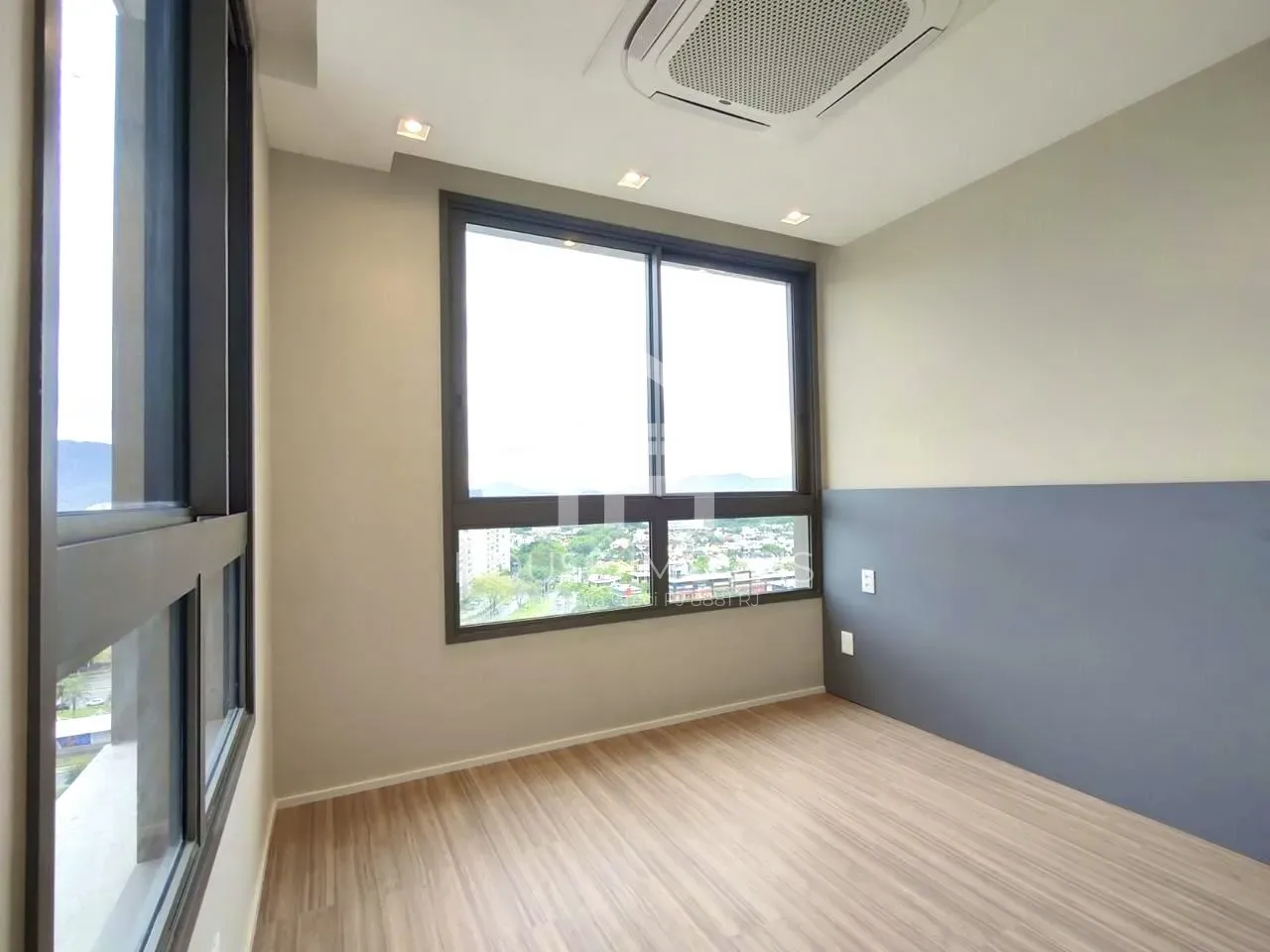 Departamento de 3 dormitorios con ventanales de piso a techo — photo 30