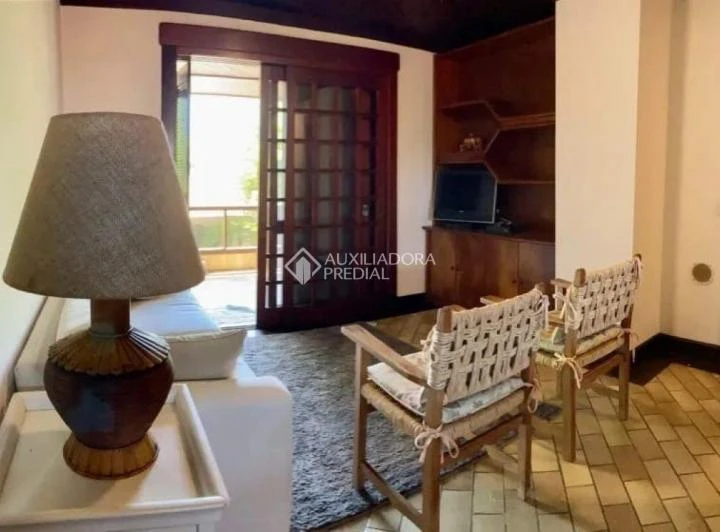 Casa com 4 quartos em suíte, 5 banheiros e 3 vagas — photo 7