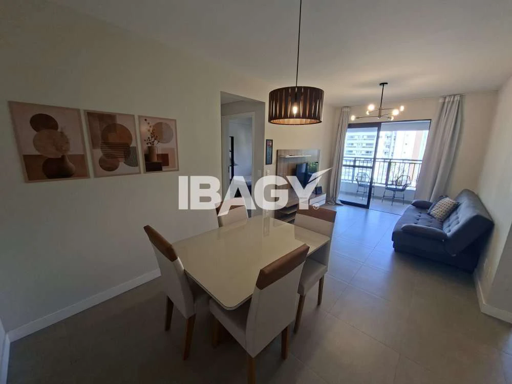 Furnished apartment with private BBQ and 92 m²