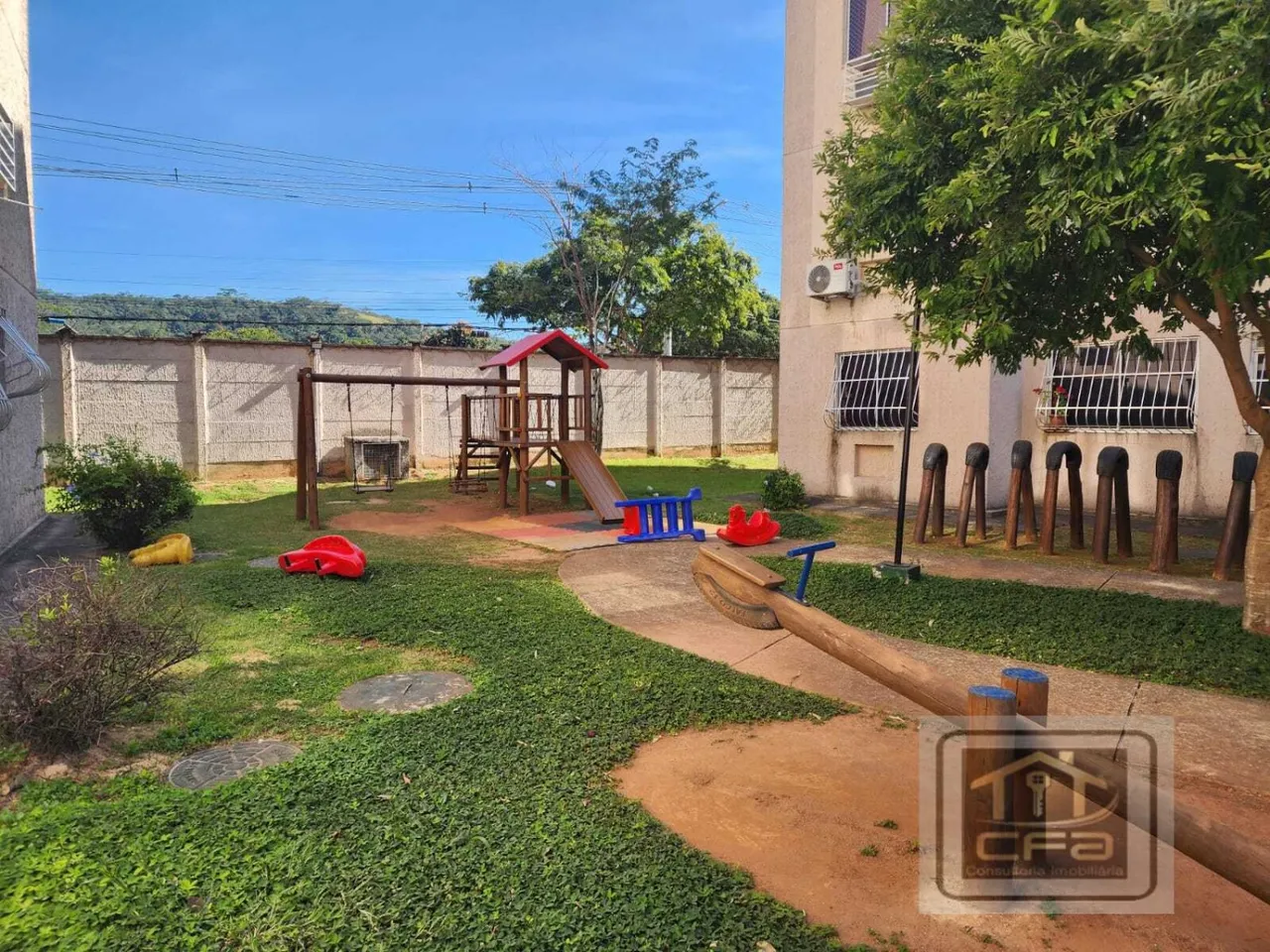 Apartamento com 2 quartos e 1 banheiro com vista para montanhas — photo 5