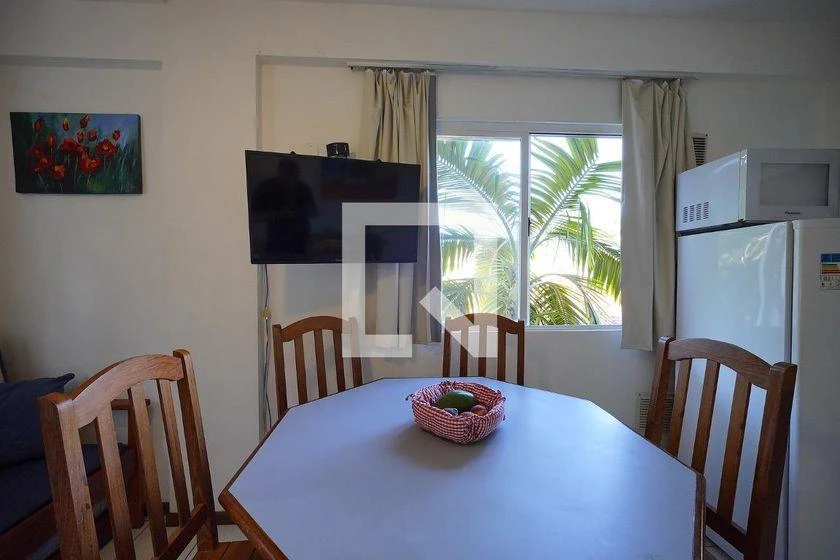 Furnished 2-bedroom apartment with an open gas kitchen — photo 4