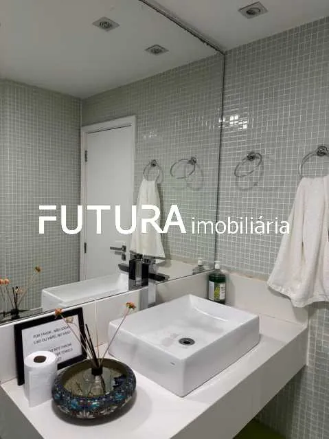Furnished apartment with glass balcony and 2 bedrooms — photo 2