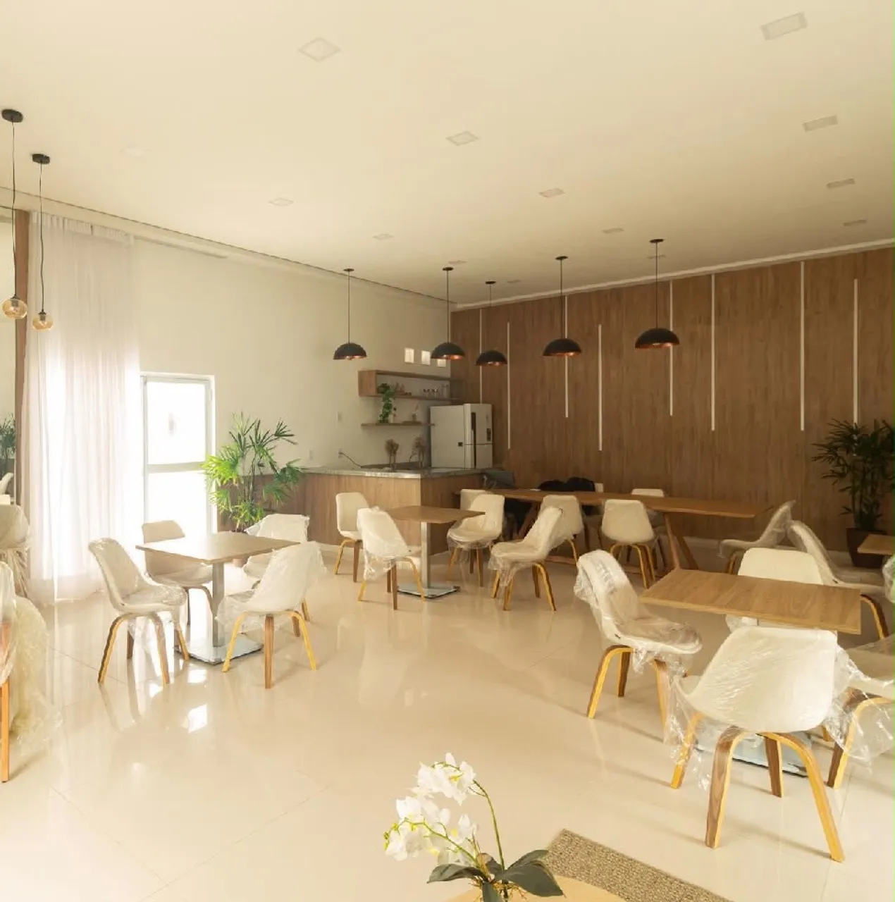 Apartamento de 2 quartos em condomínio com piscina — photo 15