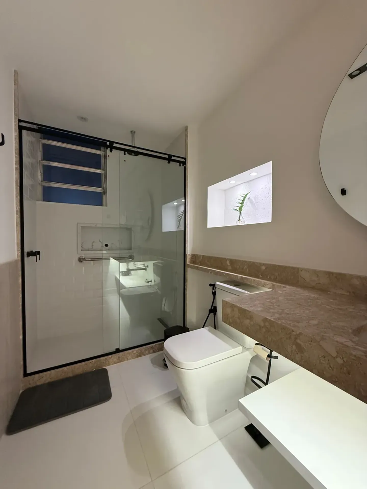 One-bedroom apartment with a home office — photo 11