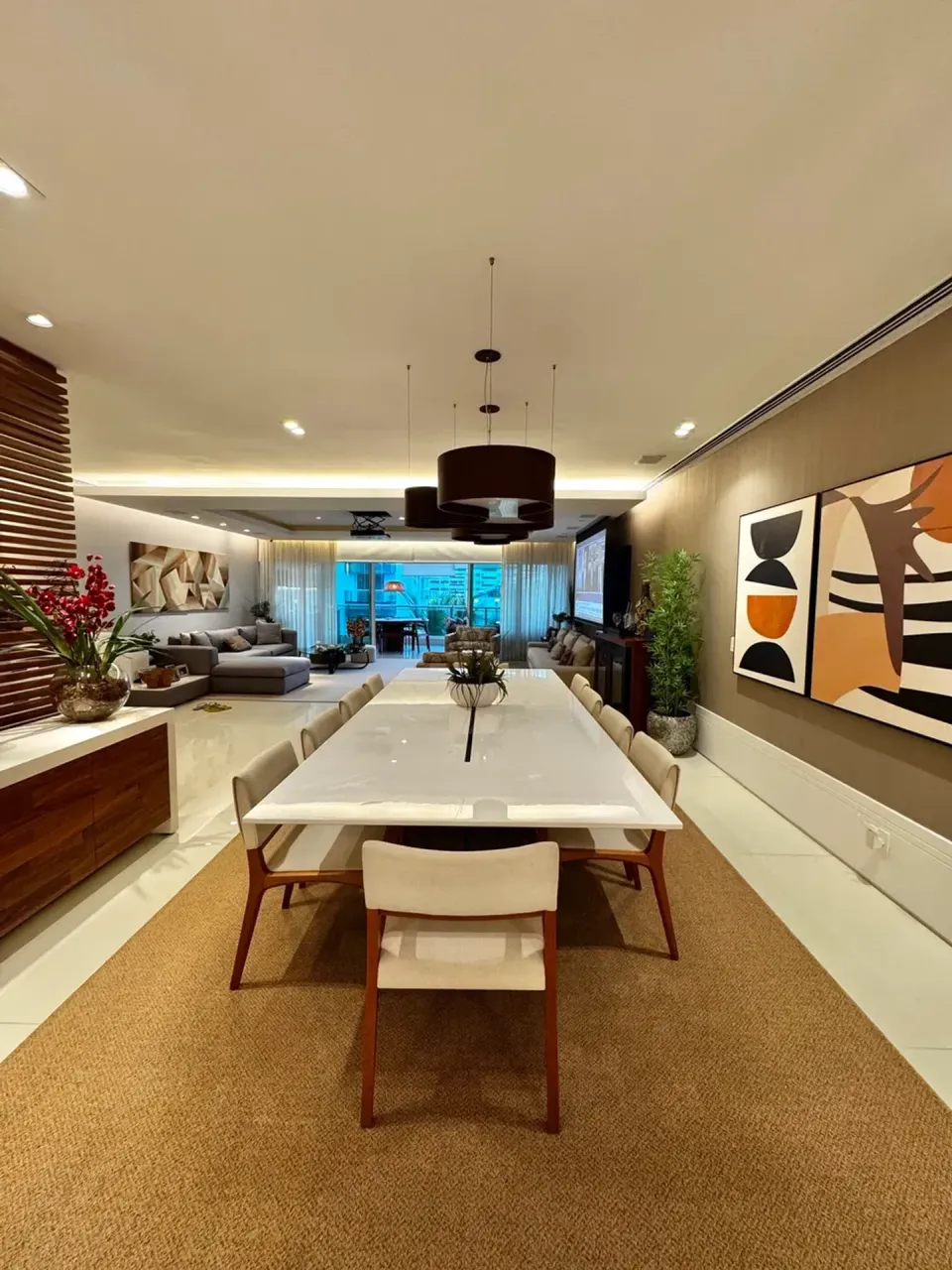 Furnished apartment with 4 bedrooms and open-plan kitchen — photo 10