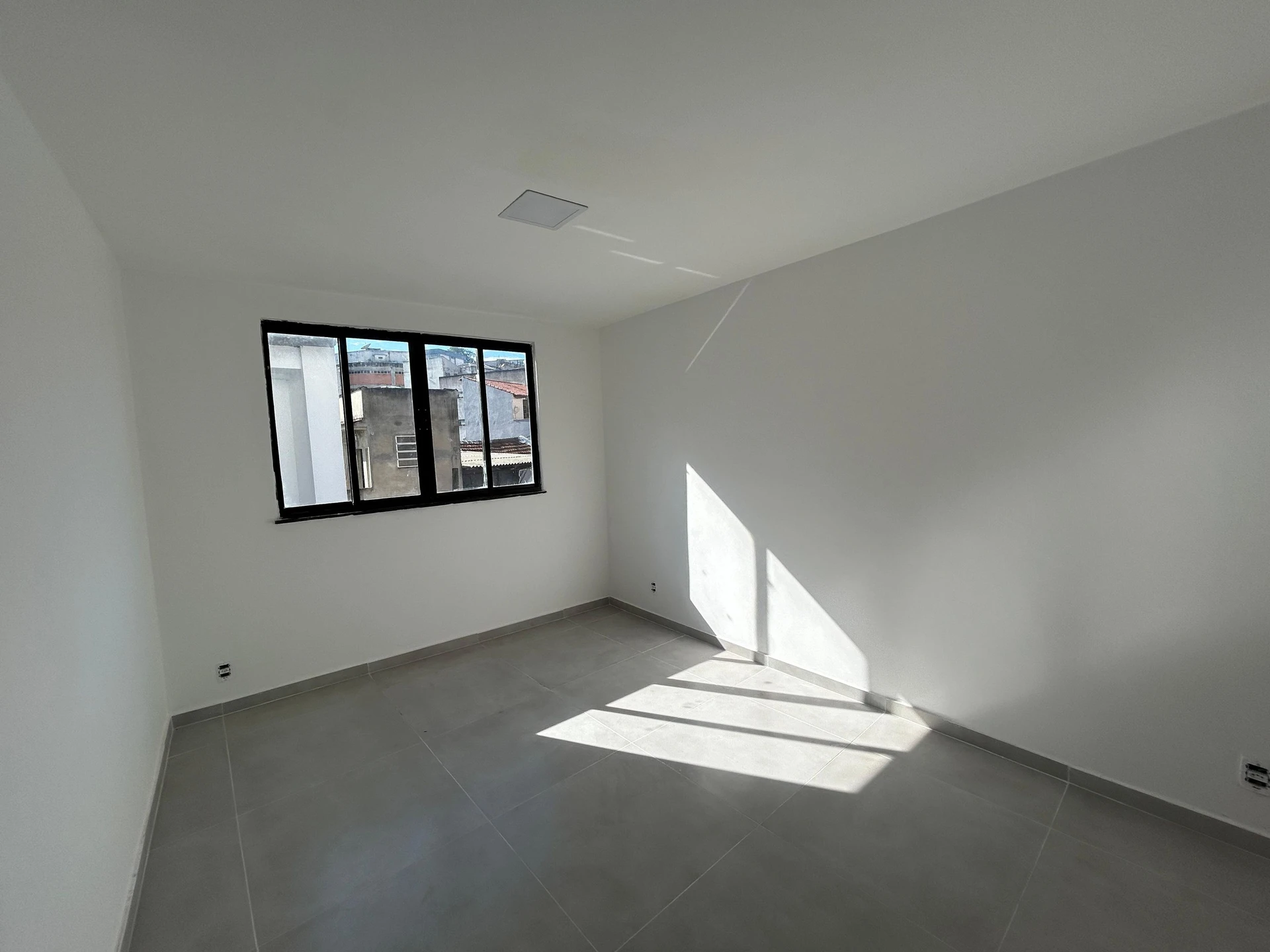 Apartment with 2 bedrooms and 1 suite, open kitchen — photo 5