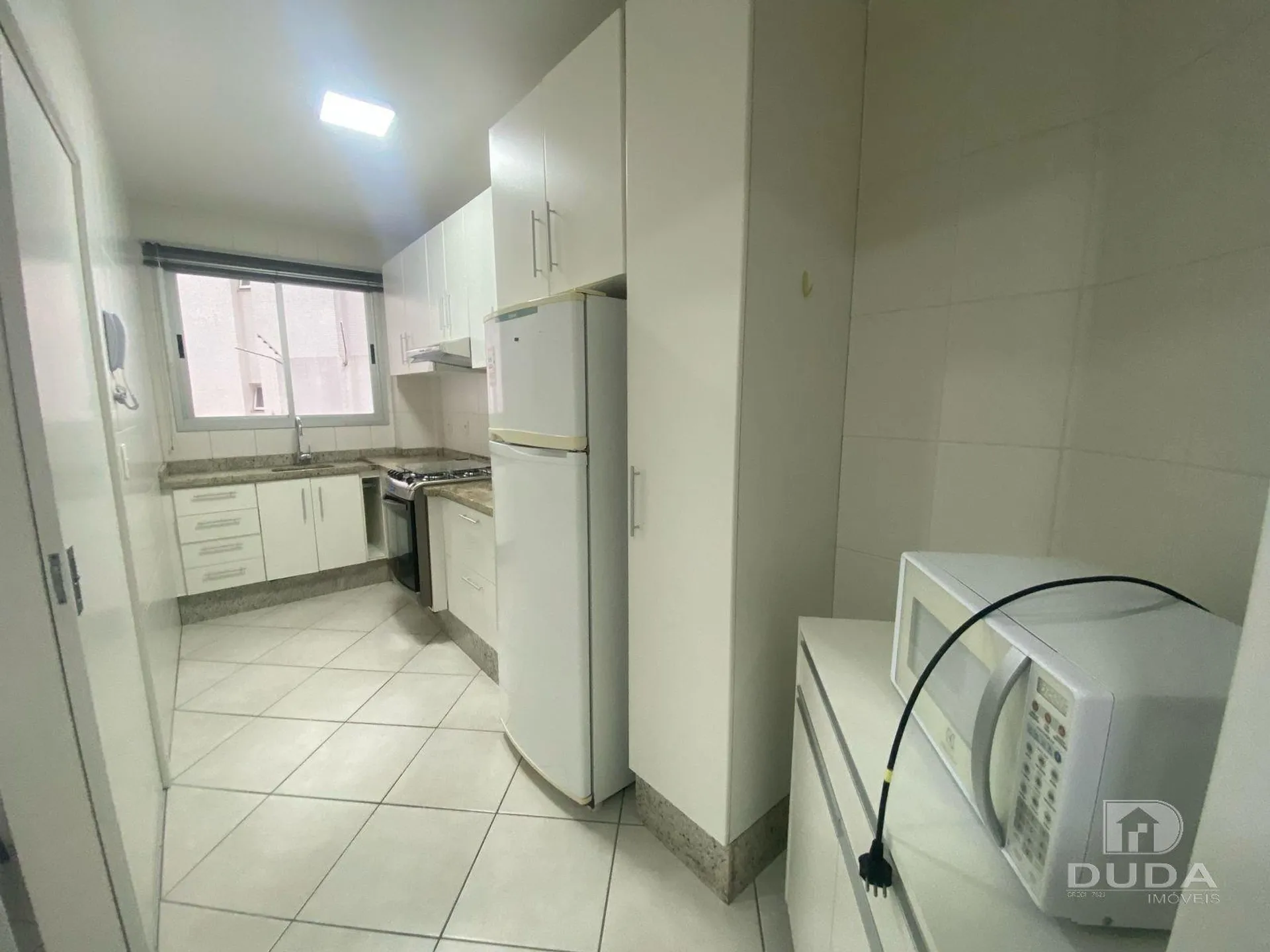 3-bedroom apartment with a home office — photo 13