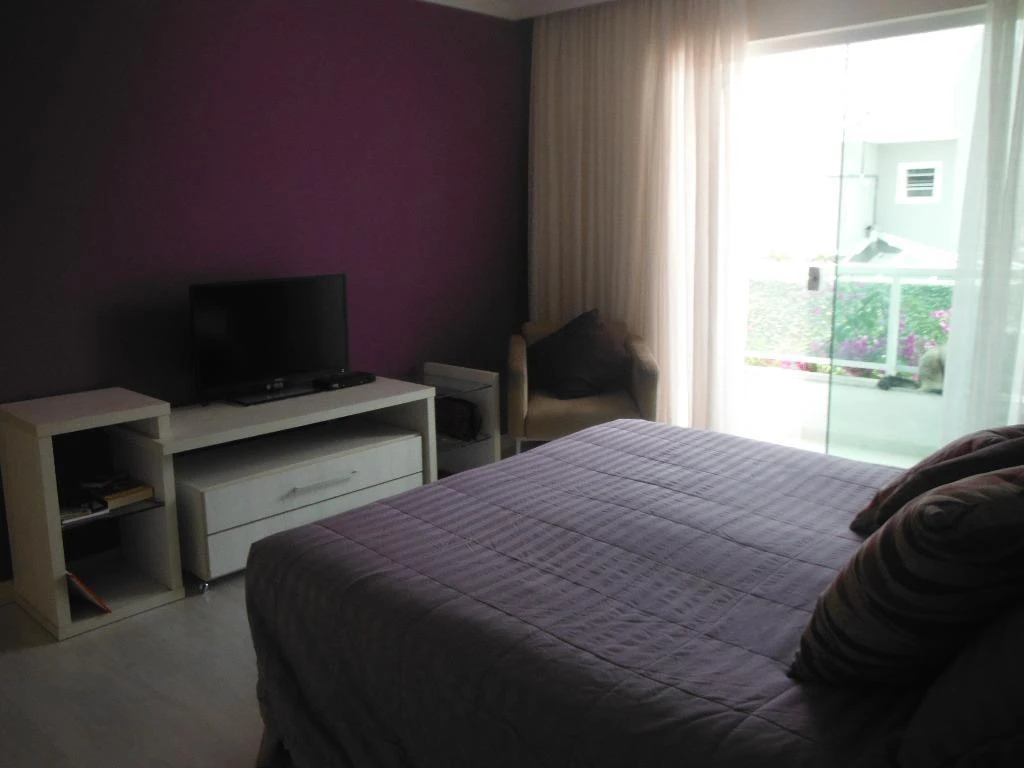 Casa mobiliada com 4 suítes e cozinha em conceito aberto — photo 42