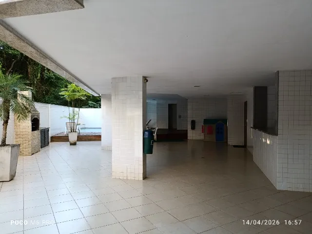 Unfurnished apartment with 3 bedrooms and 3 bathrooms — photo 10