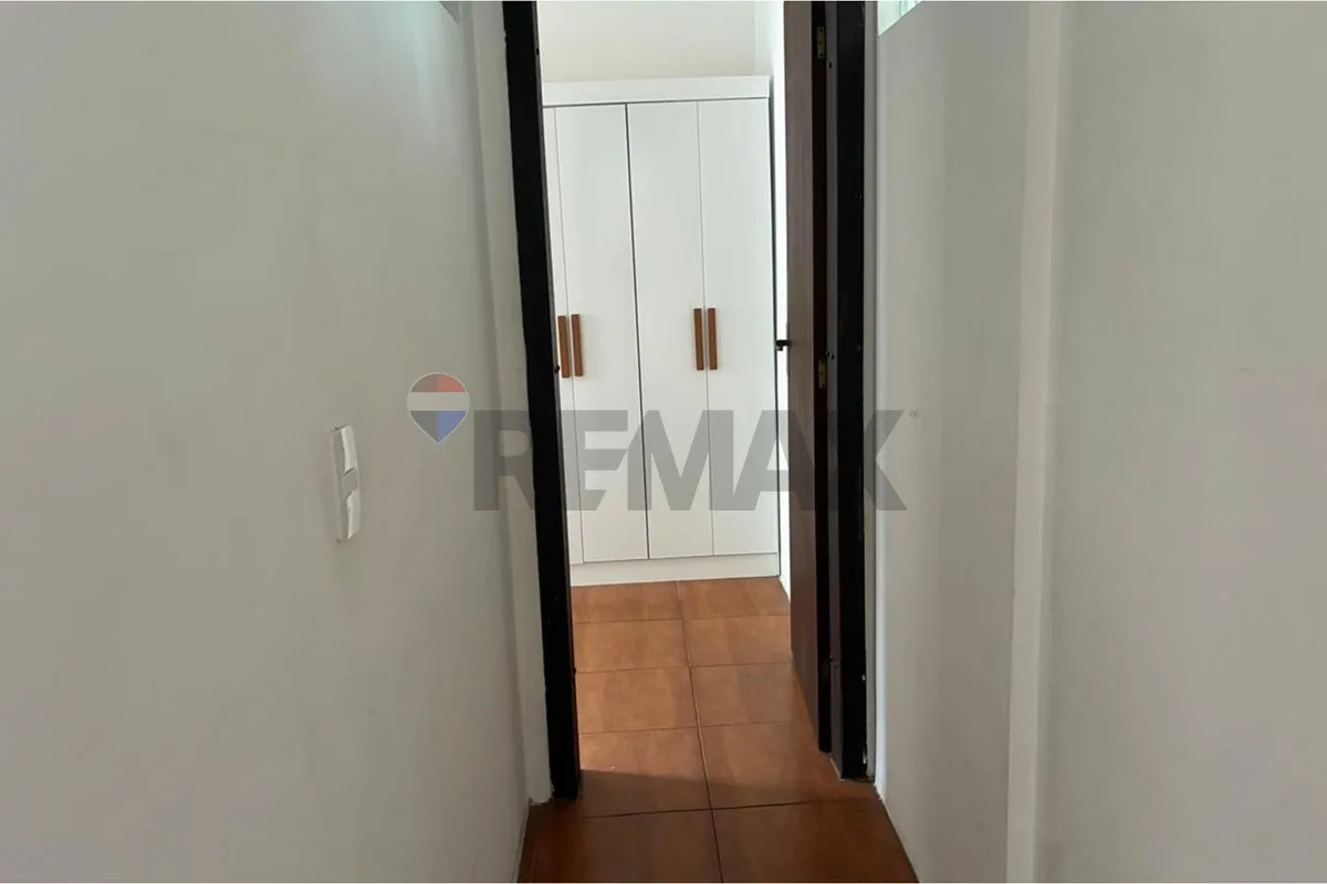 3-bedroom apartment, 1 with its own bathroom, 48 m² — photo 51