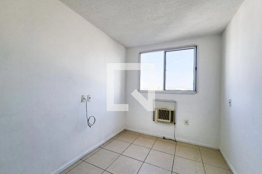 2-bedroom apartment in a building with a gym — photo 15