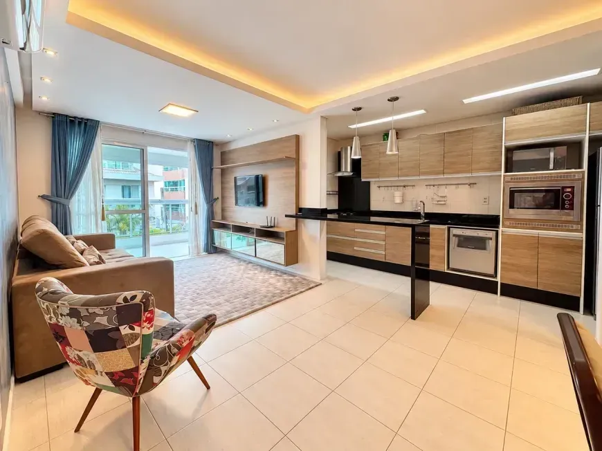 3-bedroom apartment in a building with a pool