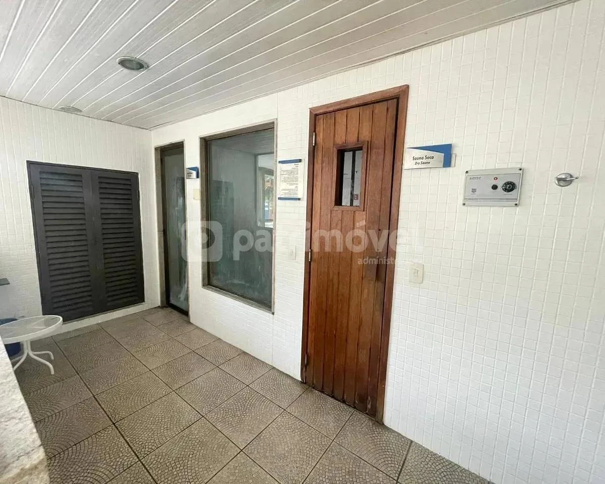 Water view in a one-bedroom apartment, 30 m² — photo 32