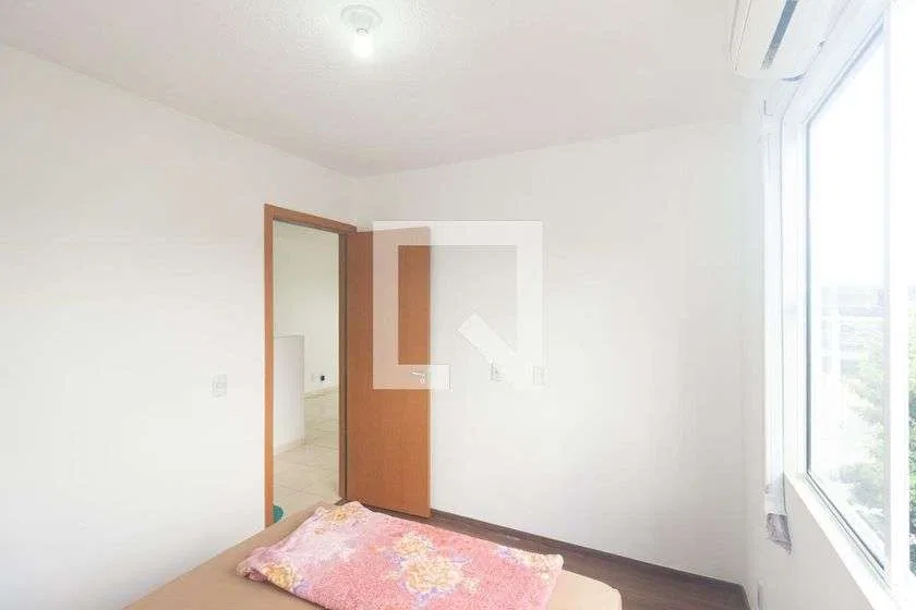 Furnished 2-bedroom apartment with open-plan kitchen — photo 20