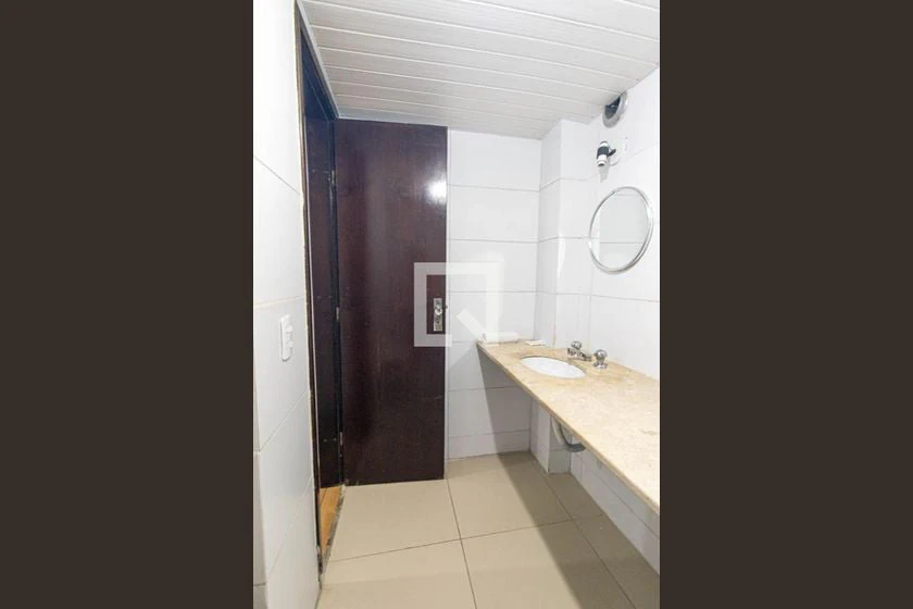 Apartment, 90 m², with wood or laminate floors — photo 27