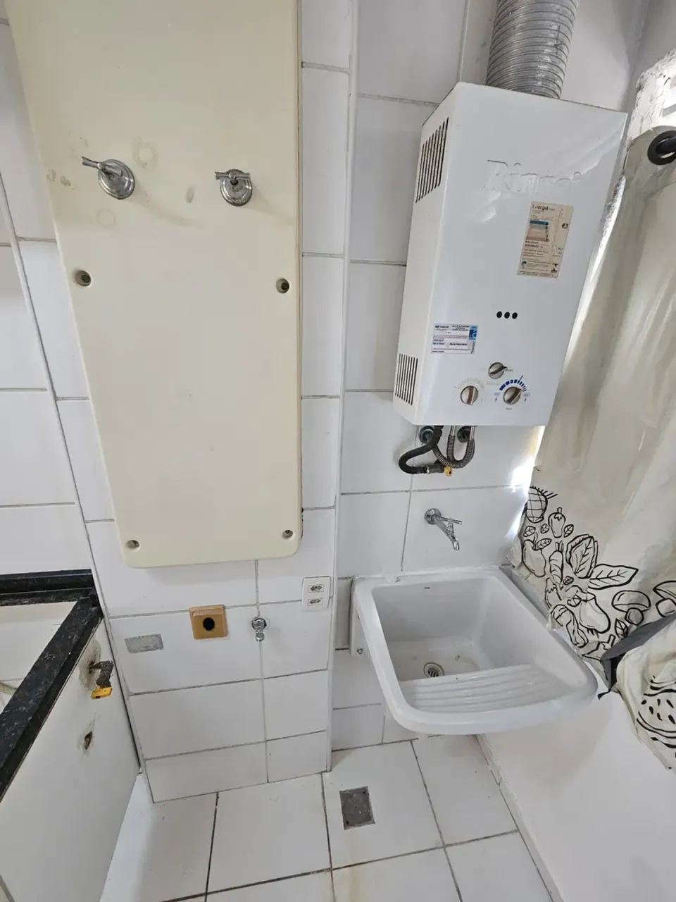 Unfurnished 2-bedroom apartment with 2 bathrooms — photo 5