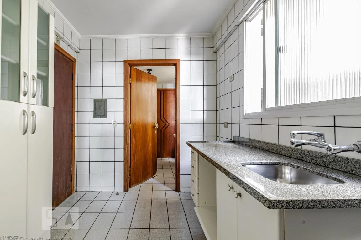 Квартира: 2 спальни, 1 со своей ванной, 76 м², Куритиба — photo 20