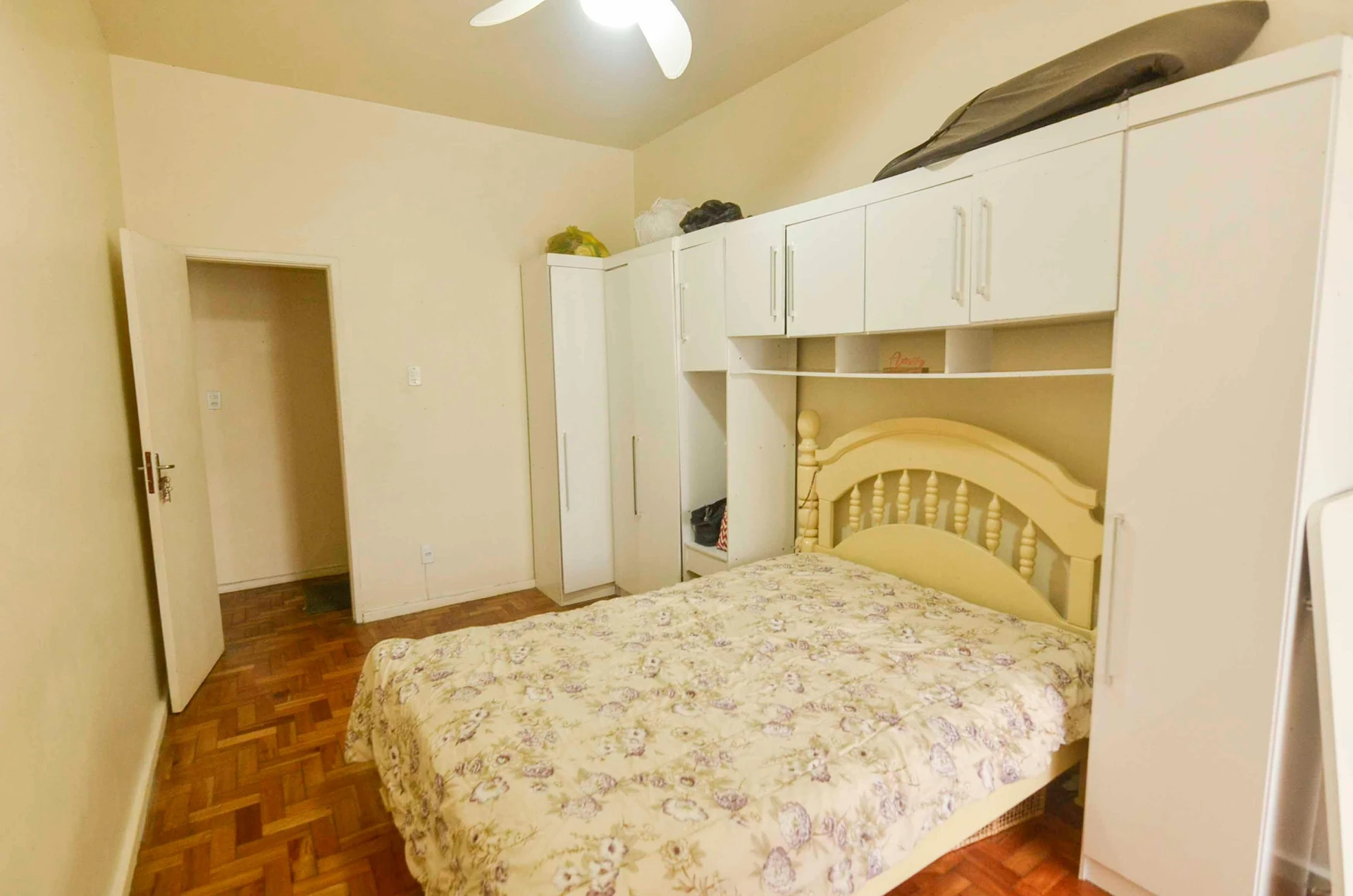 Пральна машина та 2 спальні: квартира 76 м² — photo 9