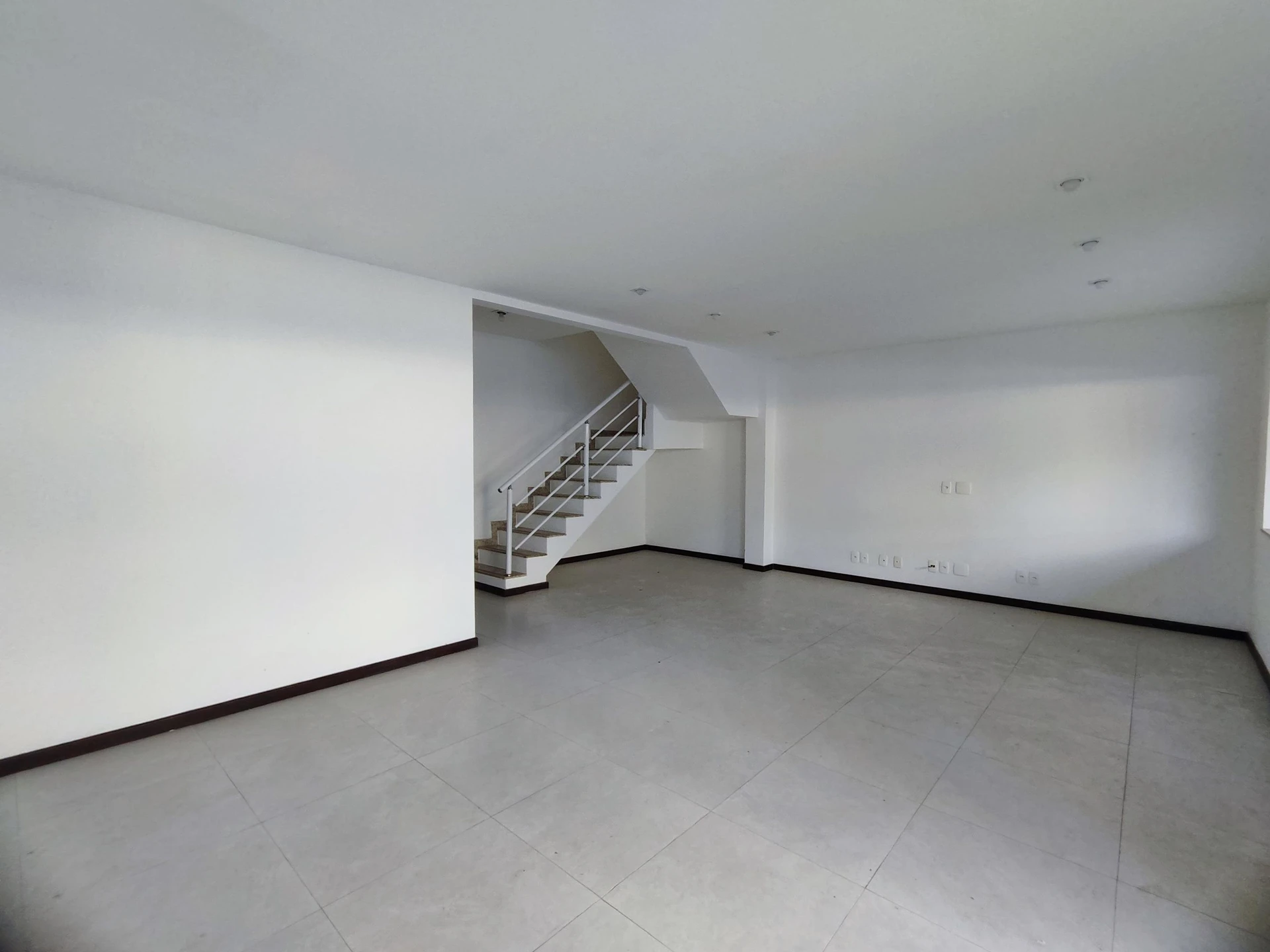 House, 180 m², with a private pool — photo 32