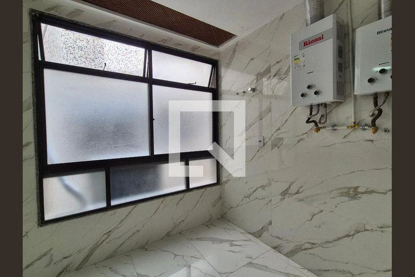 Rental apartment with 3 bedrooms and 208 m² — photo 47