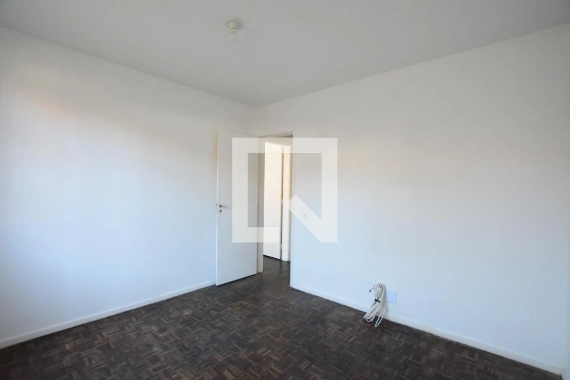 3-bedroom apartment with a private BBQ area — photo 33