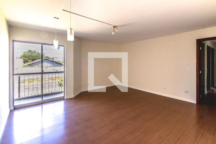 Walk-in closet in a 2-bedroom apartment, 75 m² — photo 37