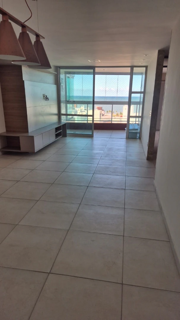 Apartment, 94 m², with a glass-enclosed balcony — photo 20