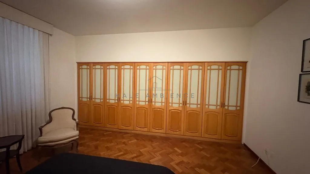 4-bedroom apartment with 4 bathrooms and 350 m² — photo 13