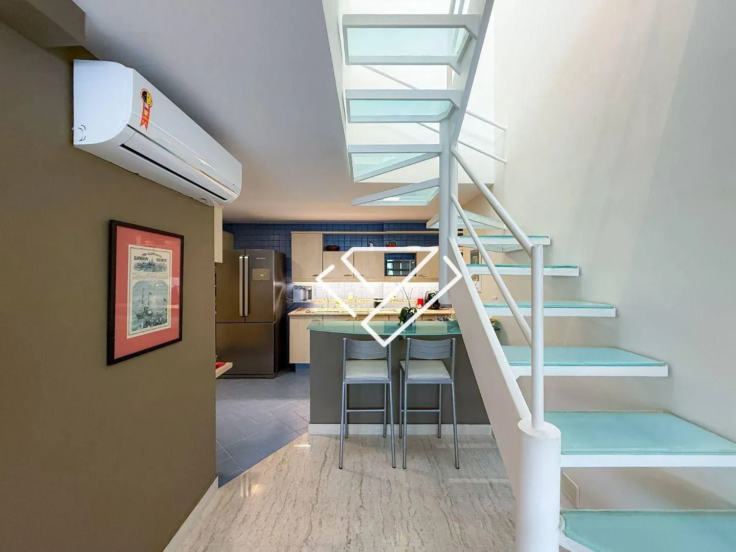 Furnished 4-bedroom apartment on the 6th floor — photo 20