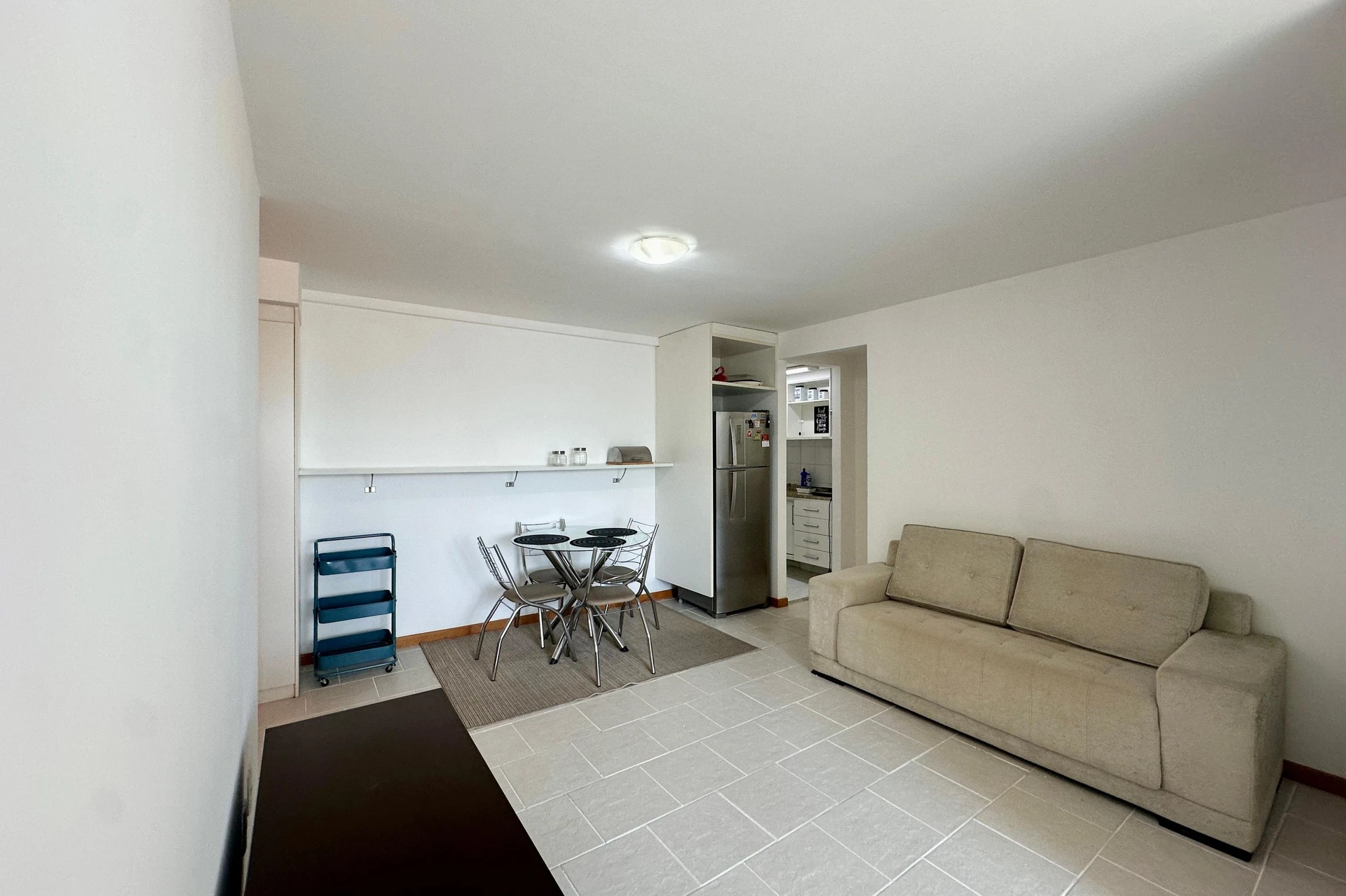 One-bedroom apartment in a building with a sauna — photo 7