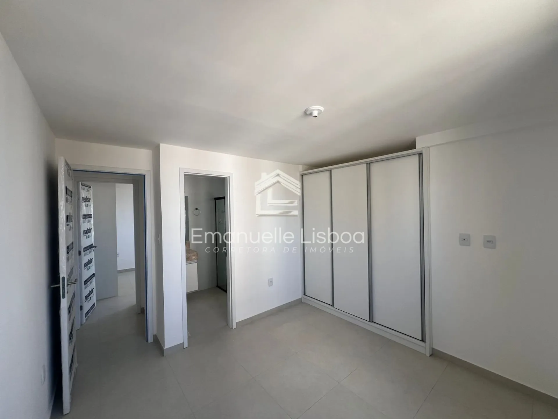 Apartamento, 72 m², com janelas do piso ao teto — photo 7