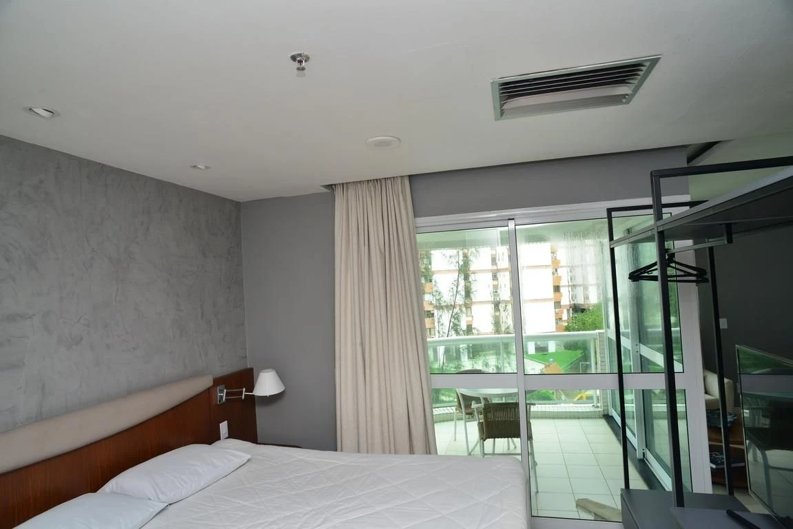 Apartamento mobiliado de 1 quarto com varanda e 1 vaga — photo 7
