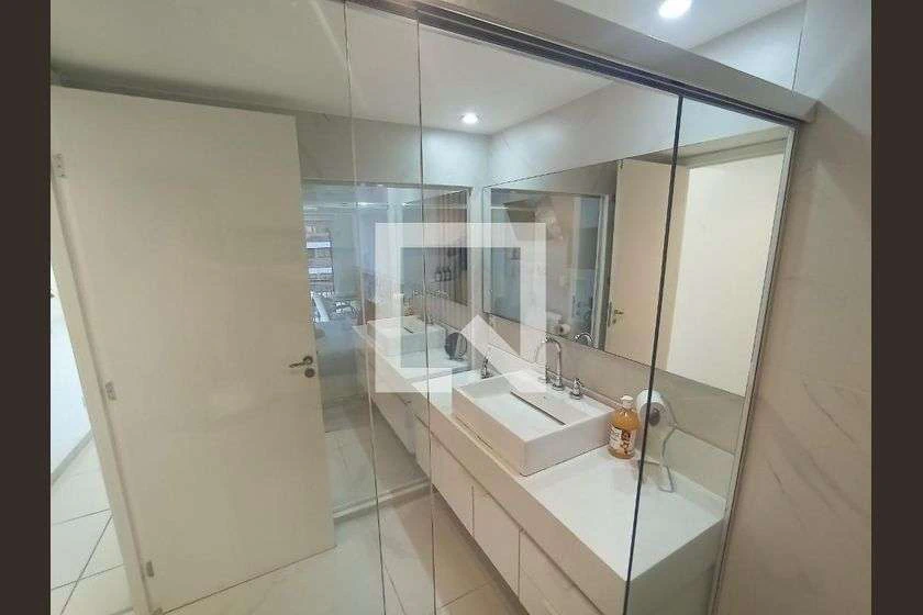 Studio mobiliado de 30 m² com varanda e 1 vaga — photo 8