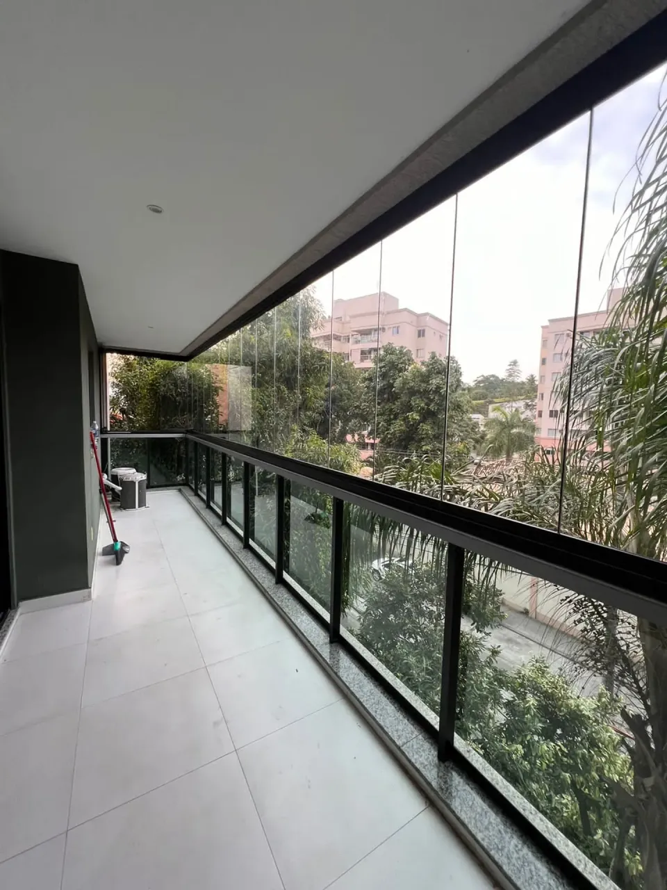 Apartment with 3 bedrooms and 2 bathrooms, includes parking — photo 6