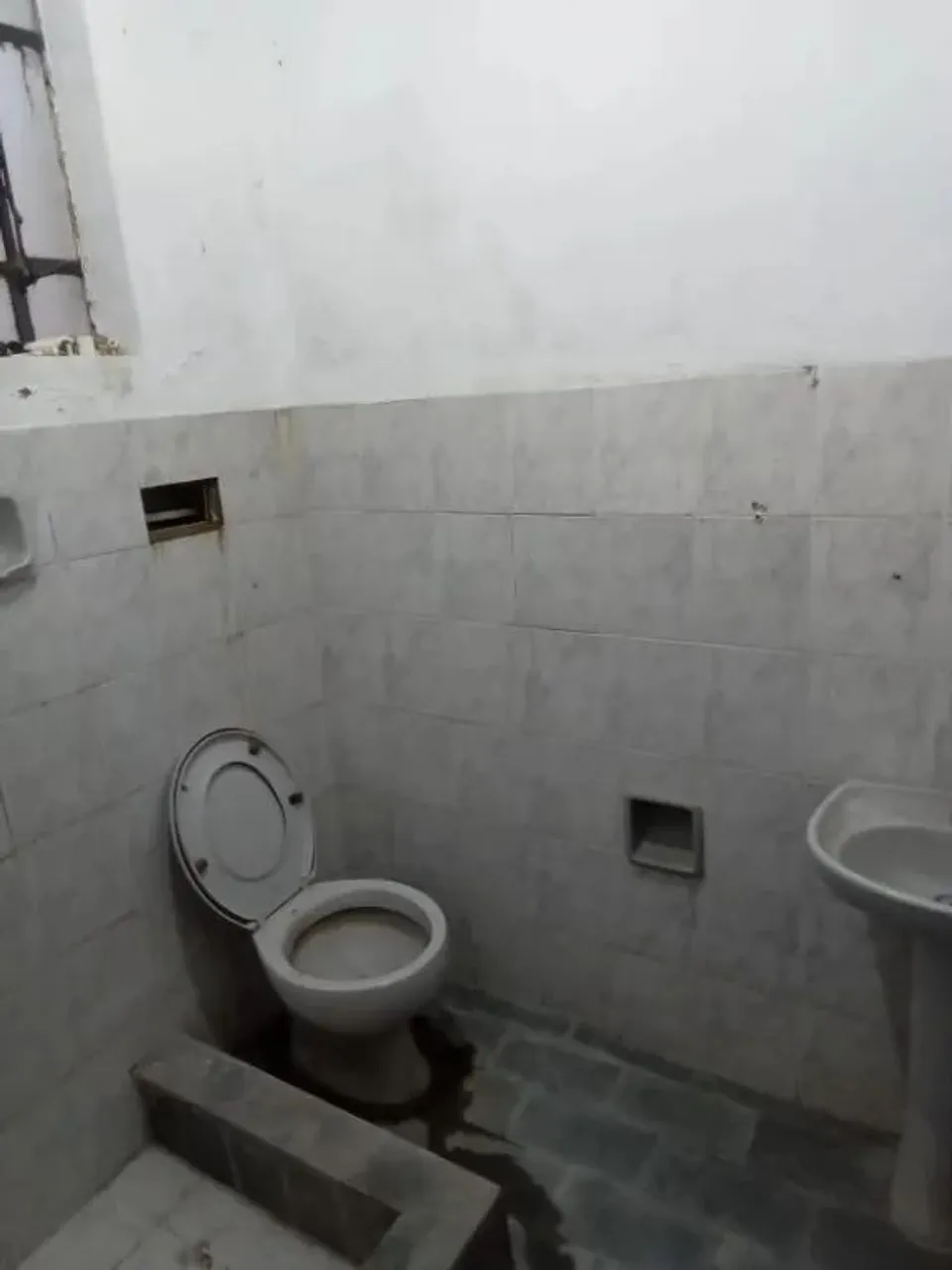 Unfurnished house with 1 bedroom and separate kitchen — photo 4