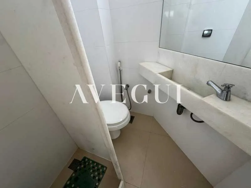 Furnished 173 m² apartment with 3 bedrooms and 4 bathrooms — photo 25