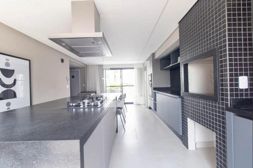 Furnished 1-bedroom apartment with an electric mini-kitchen — photo 35