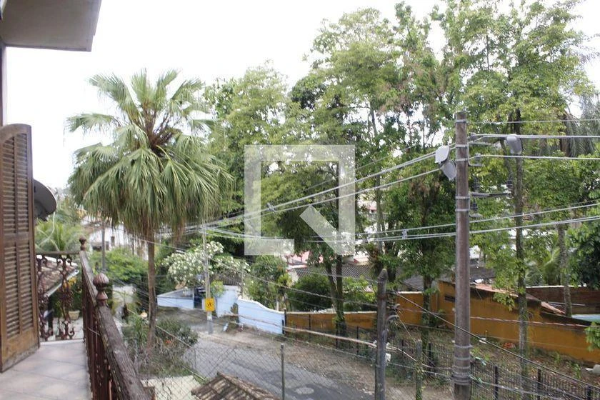 House with a balcony and 6 bedrooms plus 5 parking — photo 24