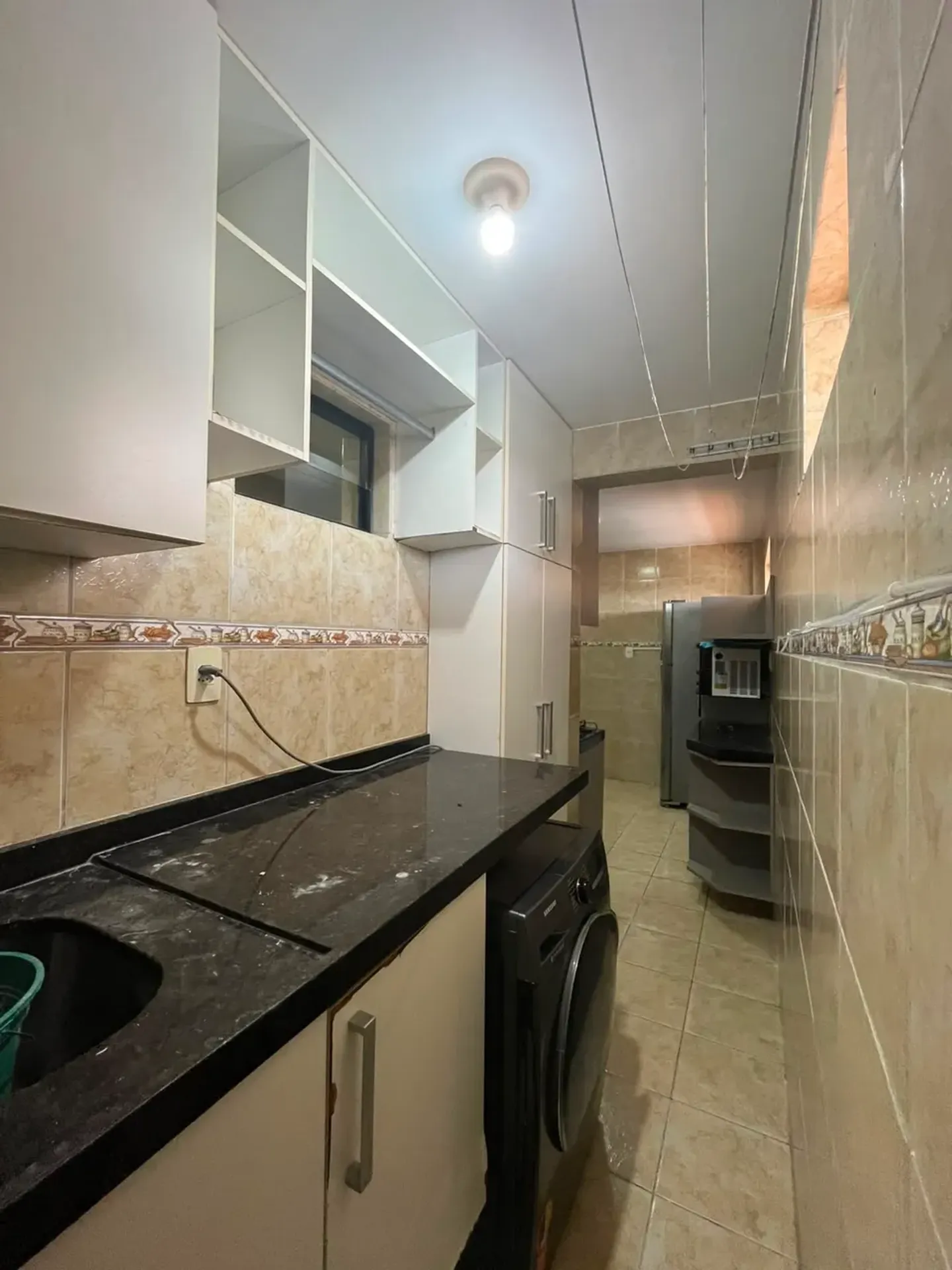 Furnished apartment with 3 bedrooms and an en-suite — photo 17