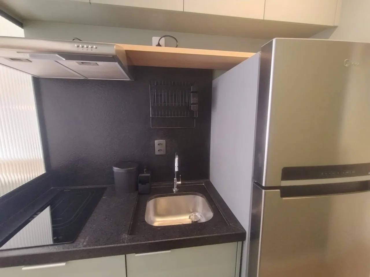 Furnished 21 m² studio with kitchenette and electric stove — photo 7