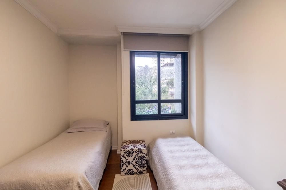 3-bedroom apartment with a washing machine — photo 28